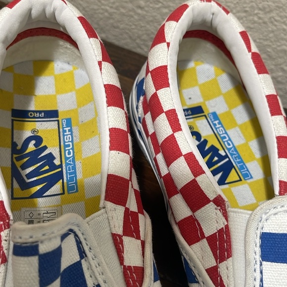 Vans Off The Wall checked Checkerboard Slip-On sneakers red blue white Mens 7.5 - Picture 4 of 16